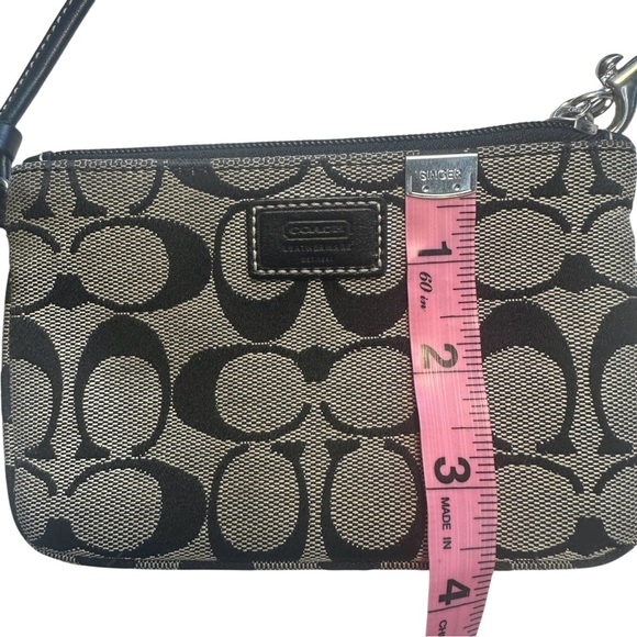 Coach Signature Black and Cream Wristlet - Picture 5 of 5